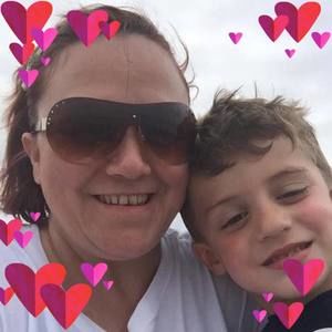 Meet your Posher, Traci